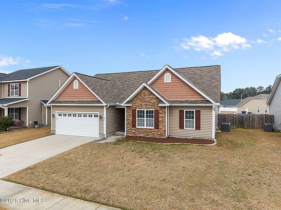 4th image of 820 Emerald Park Drive