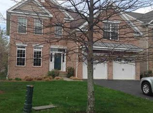 421 Vassar Pl, Fishkill, NY 12524