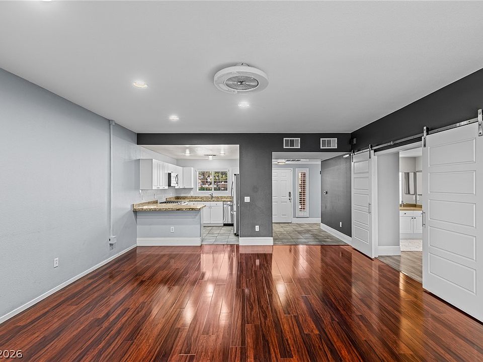 1st image of 10525 Autumn Pine Ave APT 105