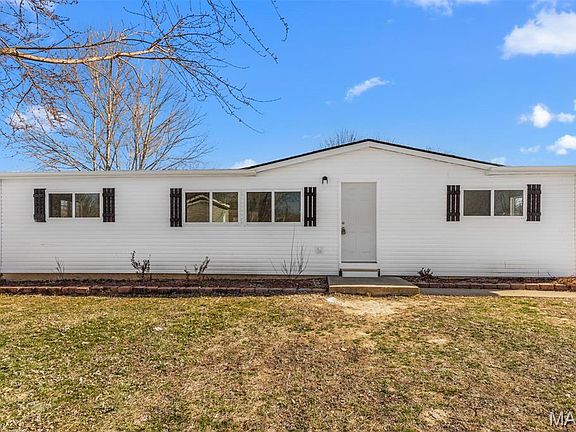 2nd image of 110 Madison Rene Ave