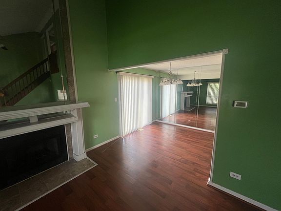 3rd image of 19301 Chestnut Dr