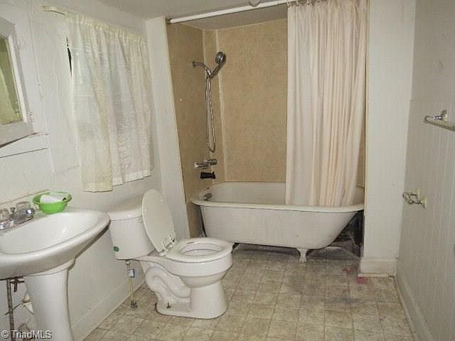 2nd image of 161 Ridge St