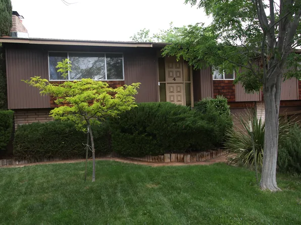 4 Hillcrest Ct, Page, AZ 86040