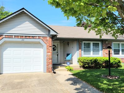 212 Black Maple Ct, Greenwood, IN, 46143