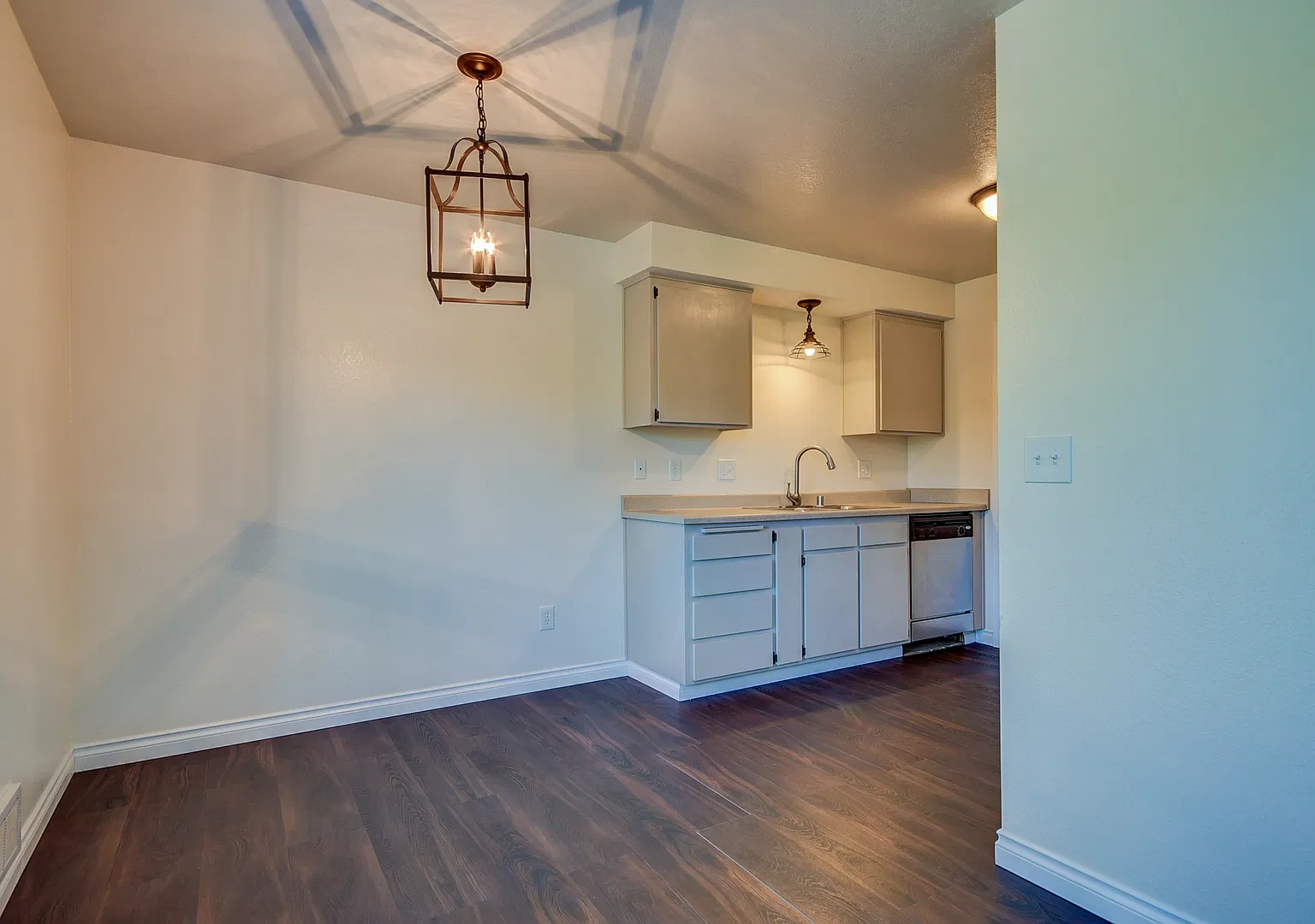 0984-1151 SW Kaleeton Loop — Photo 4