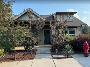 20325 Travelers Pl, Bend, OR 97702