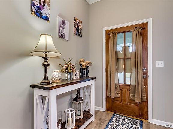 4th image of 505 Remington Cir