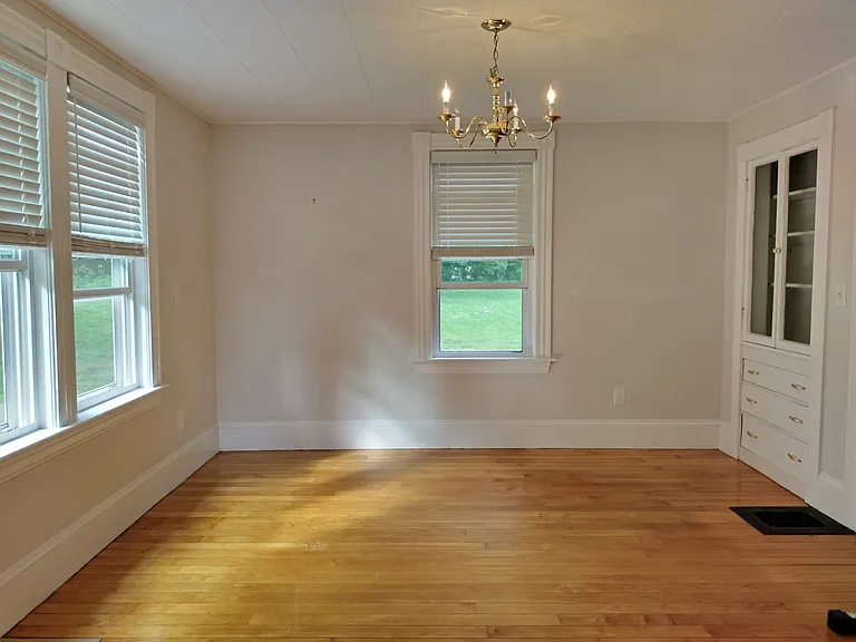 62 Davis Ct — Photo 18
