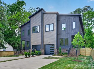 2616 Revolution Park Dr, Charlotte, NC 28208