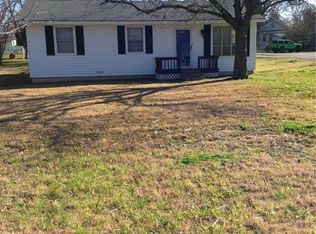 300 N 2nd St, Crandall, TX 75114