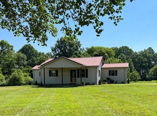 10425 Antioch Rd, Hopkinsville, KY 42240