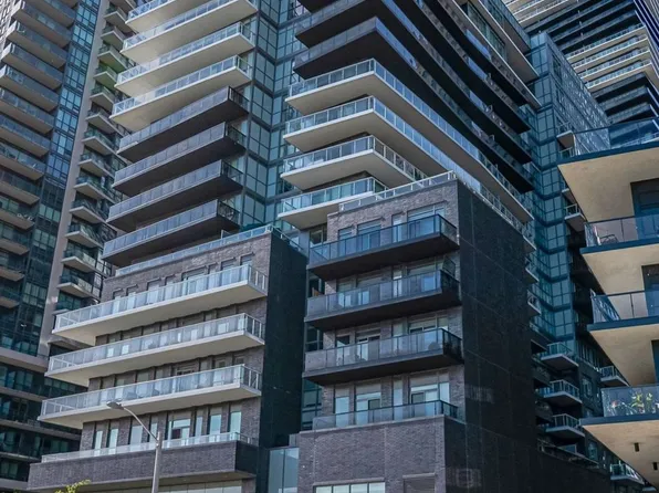 110 Marine Parade Dr #104, Toronto, ON M8V 0B6