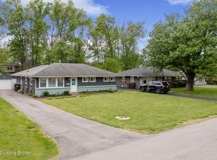 1404 Mill Race Rd, Lyndon, KY 40242