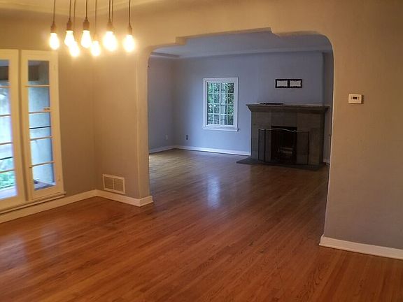 5th image of 6141 Saturn St