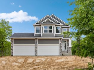 16523 Piper Ln, Brainerd, MN 56401