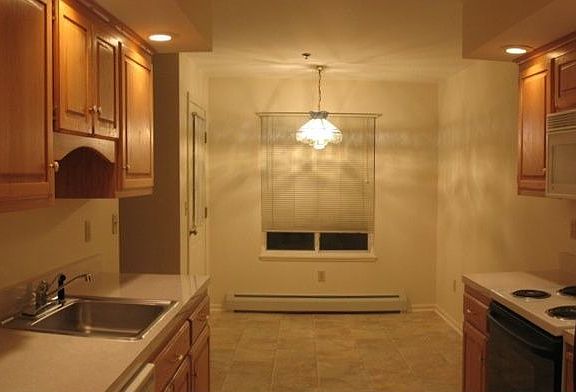 Eat in Kitchen w/Deck