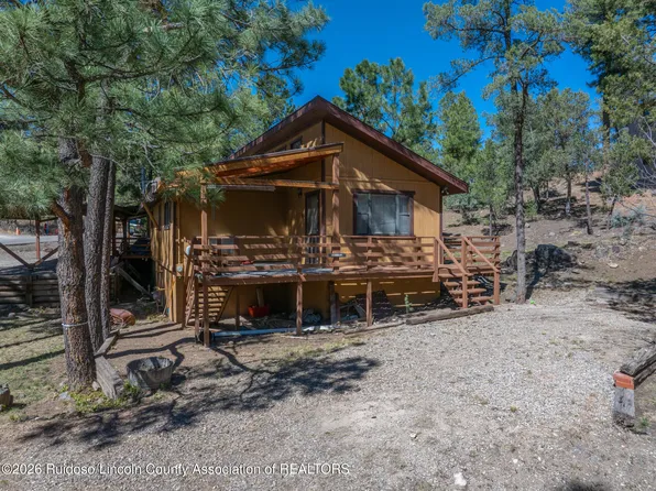 208 Chaves Rd, Ruidoso, NM 88345