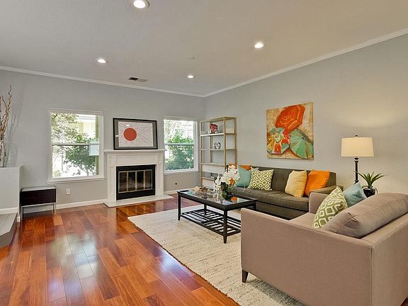5th image of 967 La Mesa Ter Unit B