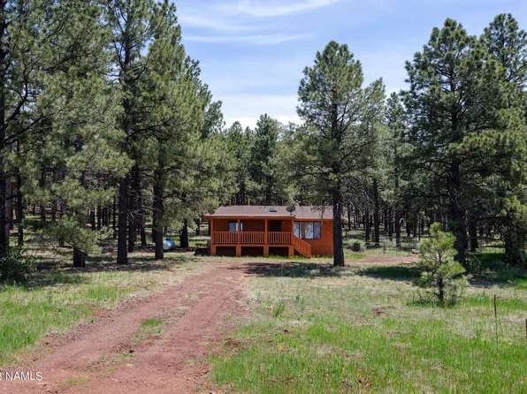 13516 E Kings Deer Rd, Parks, AZ 86018