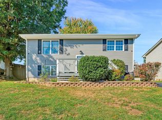8314 Willow Creek Dr, Roanoke, VA 24019