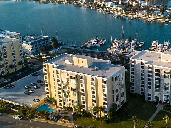 2nd image of 830 S Gulfview Blvd APT 502