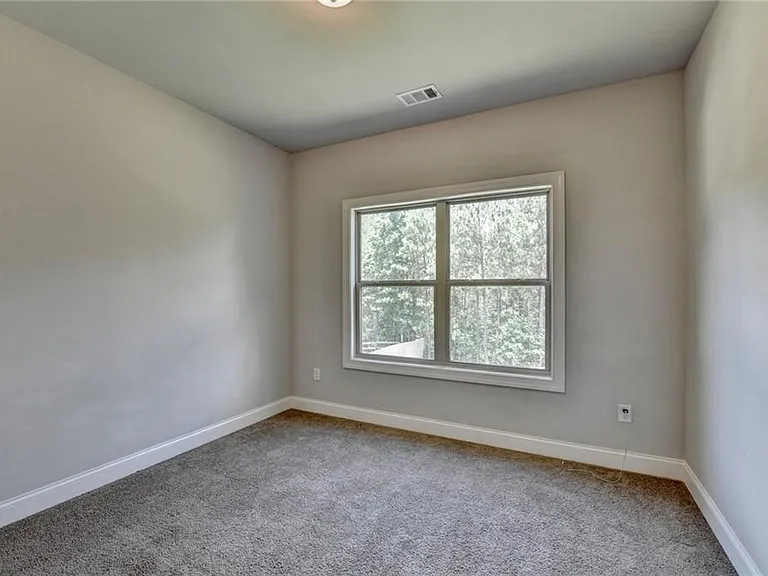 235 Bella Dr — Photo 42