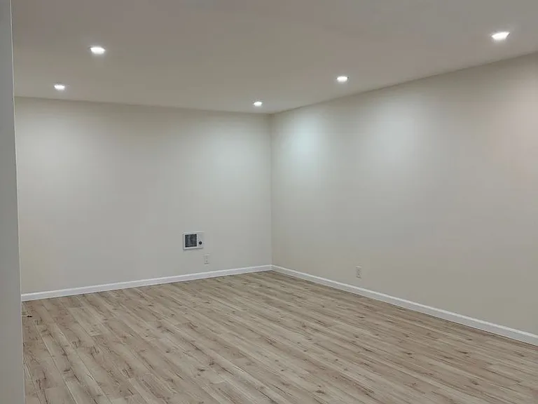 5651 Sumner Way #309 — Photo 22