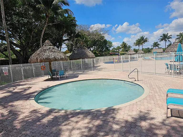 4232 Mahogany Ridge Dr — Photo 41
