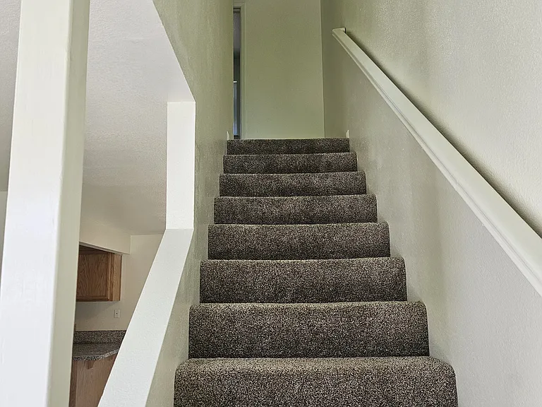 127 Villa Ct #6 — Photo 35