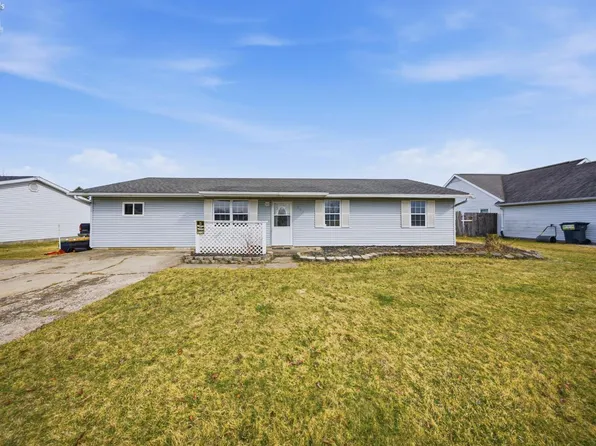 891 N Woodland Ave, Clyde, OH 43410