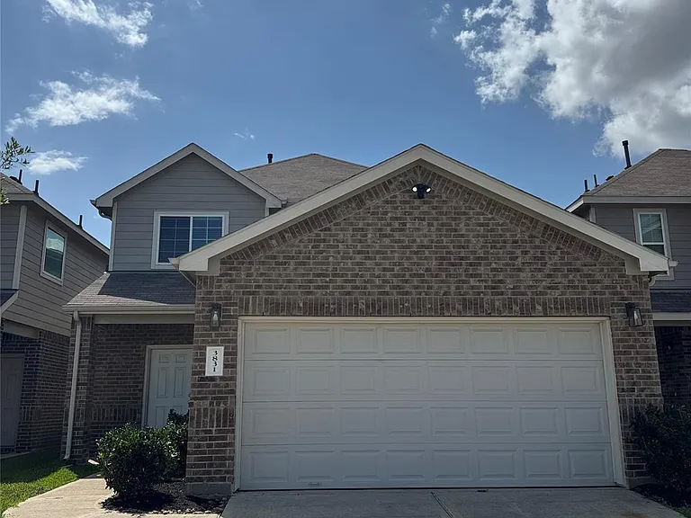 3831 W Alessano Ln — Photo 2