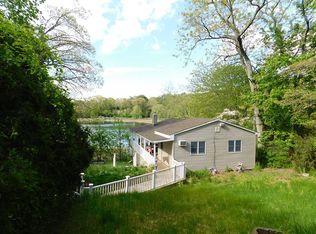 27 Lakeside Dr, Middle Island, NY 11953