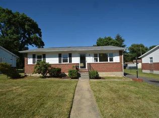 6732 Wilmont Dr, Gwynn Oak, MD 21207