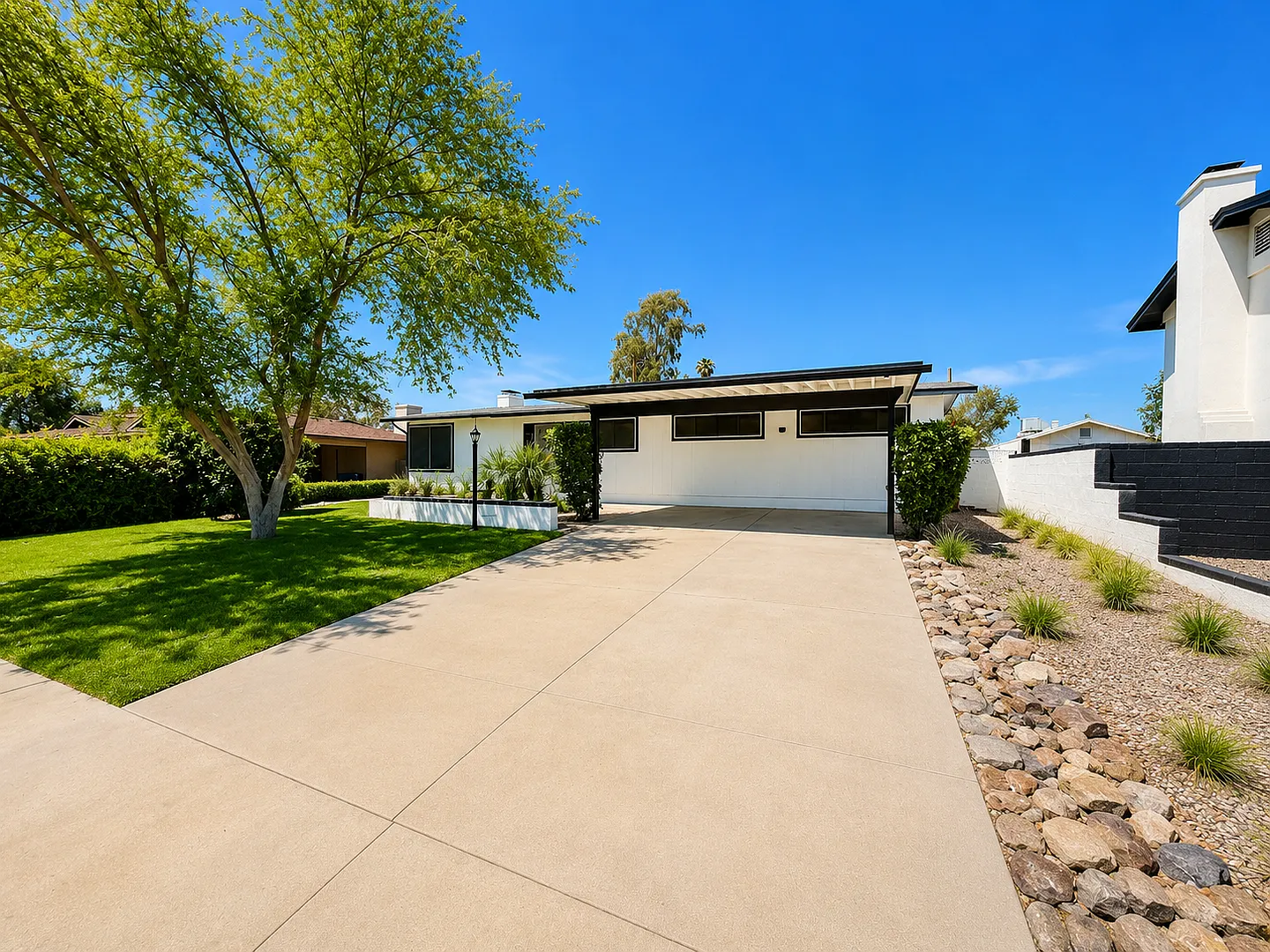 Nice basment home with pool near ASU! — Photo 2