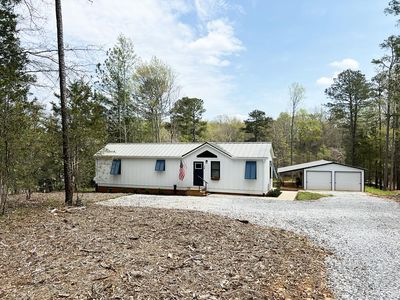 59 Phillips Dr, Iva, SC, 29655