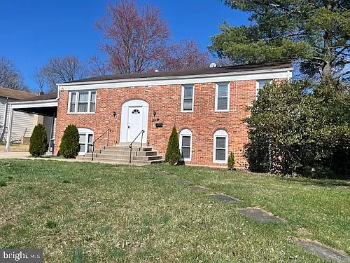 7001 Blue Bird Ct Photo 1