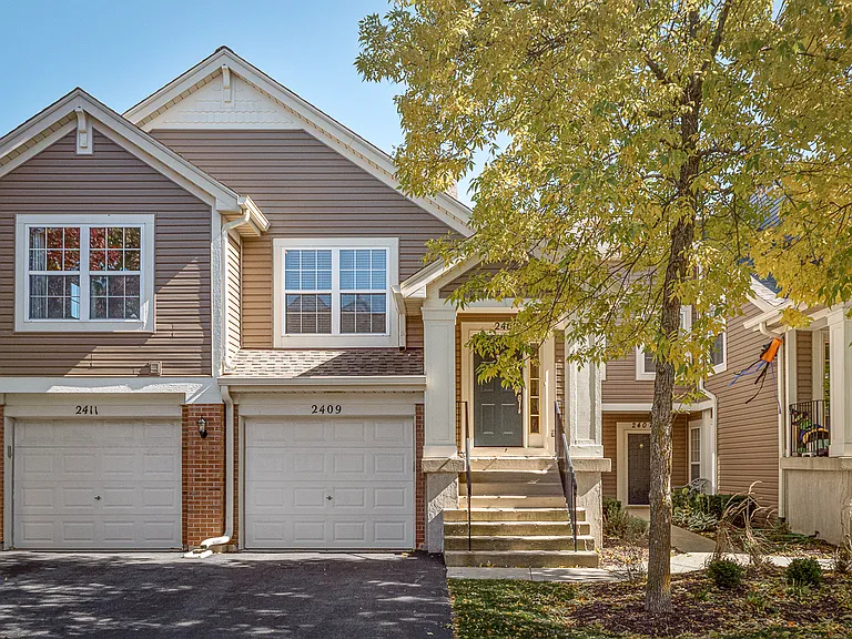 2409 Wilton Ln — Photo 1