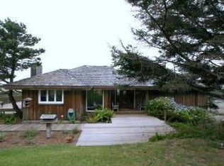 90093 Ocean Dr, Warrenton, OR 97146