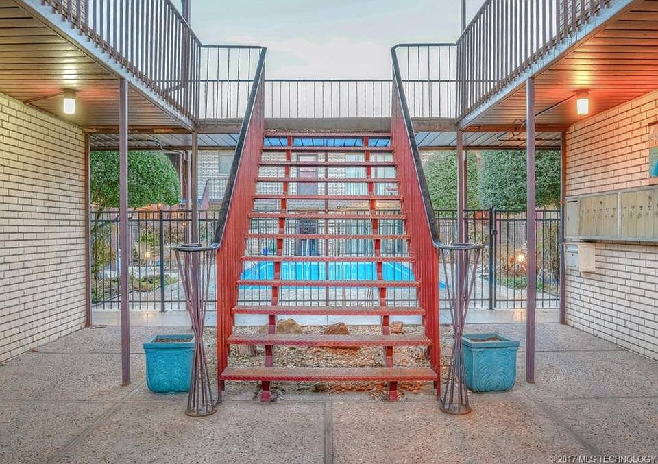 2nd image of 3333 S 38th St #2