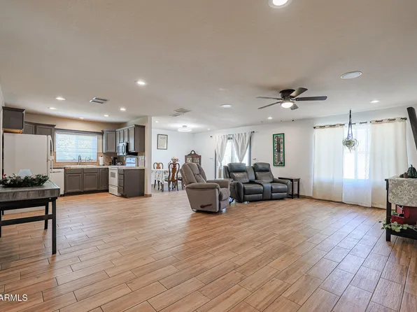 2202 W SEQUOIA Drive, Phoenix, AZ 85027