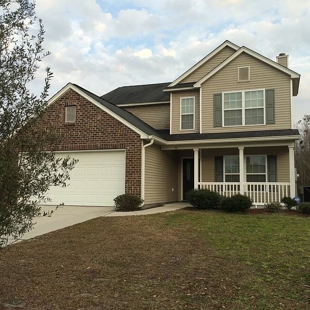 FRONT EXTERIOR