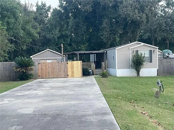 114 Forest Dr, Belle Chasse, LA 70037