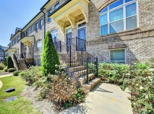 7532 Highlands Point, Sandy Springs, GA 30328