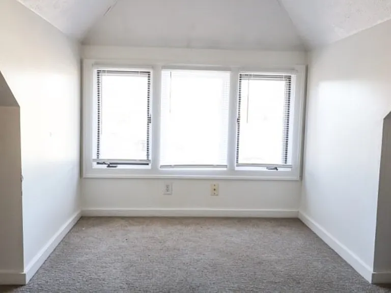4909 California St #3 — Photo 6