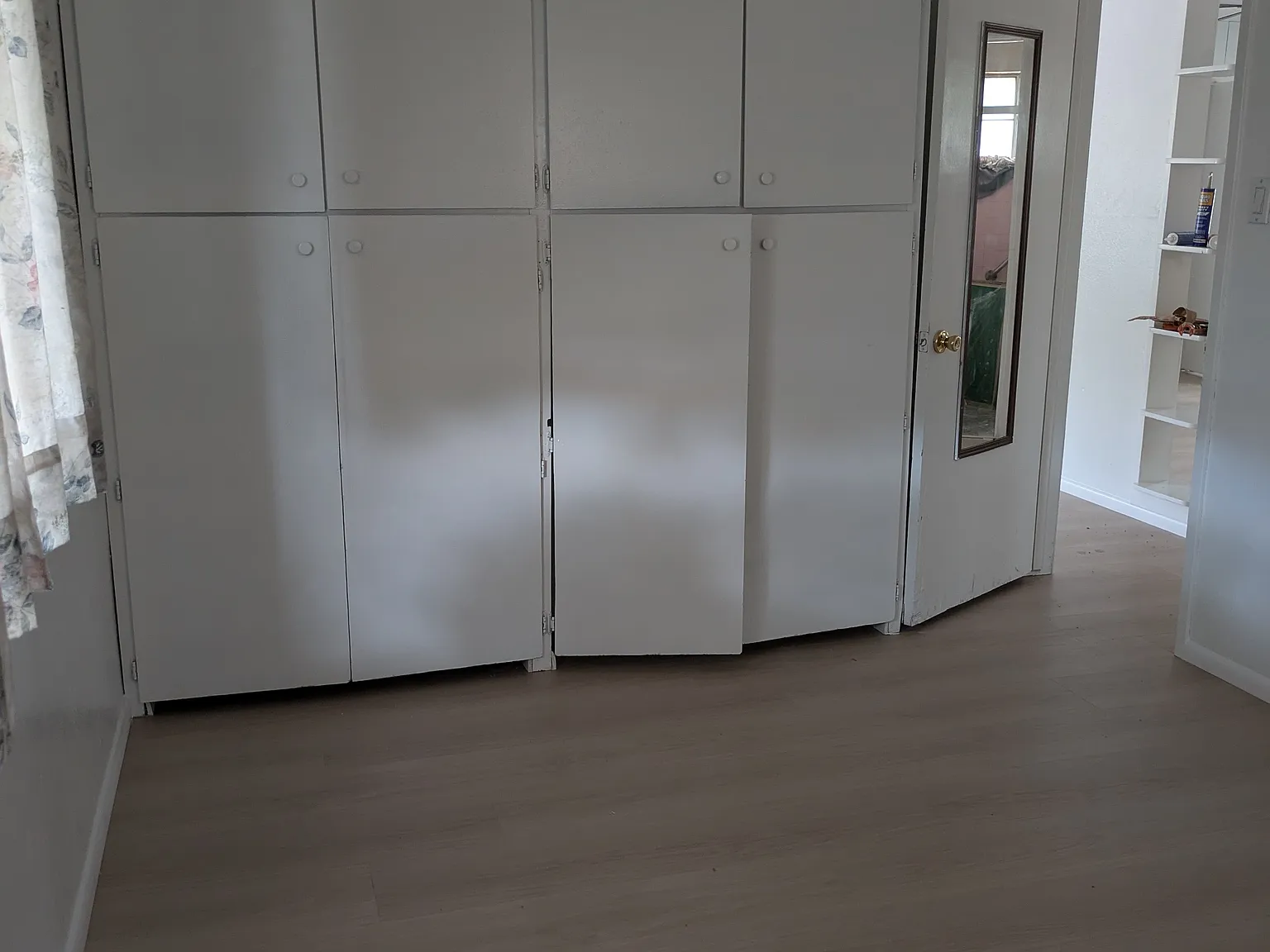 3 bed, 1007 sqft, $2,100 — Photo 4