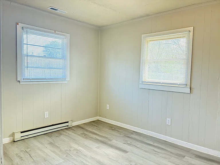 409 Morton St #D — Photo 3