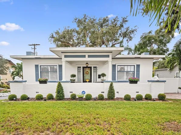 2402 N Ridgewood Ave, Tampa, FL 33602