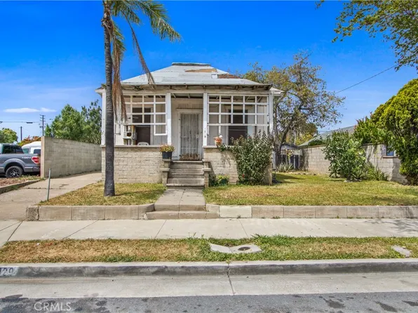 1129 W 2nd St, Santa Ana, CA 92703