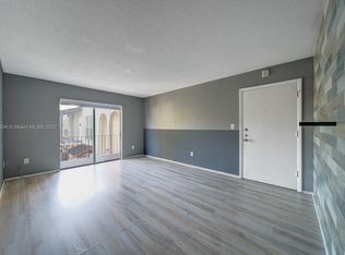 10790 N Kendall Dr APT C16, Miami, FL 33176
