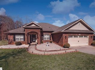 308 Ducktrap Ct, Simpsonville, SC 29681